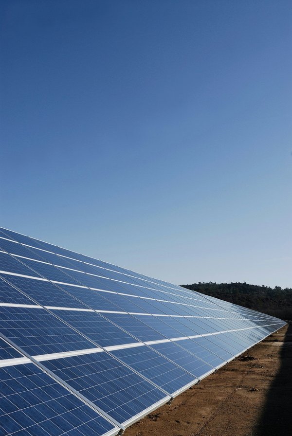 Panneaux solaires istres : économisez sur vos factures d'électricité